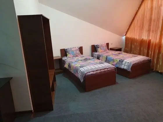 Standard Ortak Ranzalı Oda, Sadece erkekler için