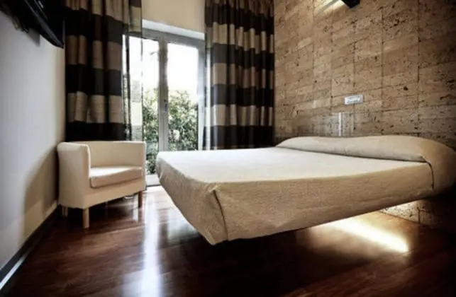 Deluxe Tek Büyük veya İki Ayrı Yataklı Oda