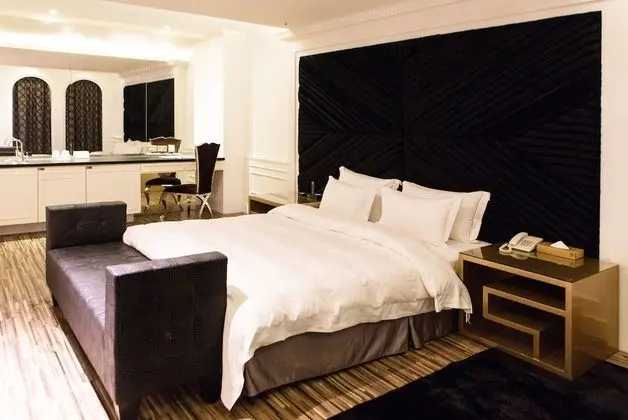 Premium Süit (Check in time starts from 6pm)