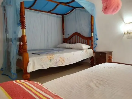 Tek Büyük Yataklı Oda, Balkon, Bahçe Manzaralı