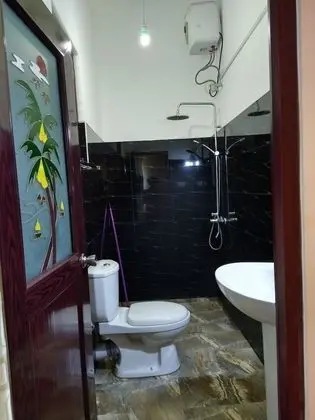 Tek Büyük Yataklı Oda, Balkon, Bahçe Manzaralı