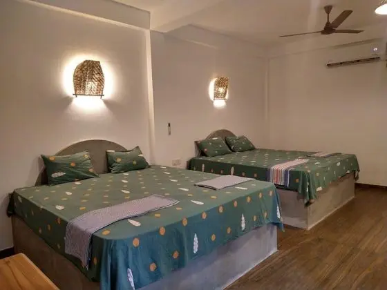 Üç Kişilik Oda, Balkon, Göl Manzaralı