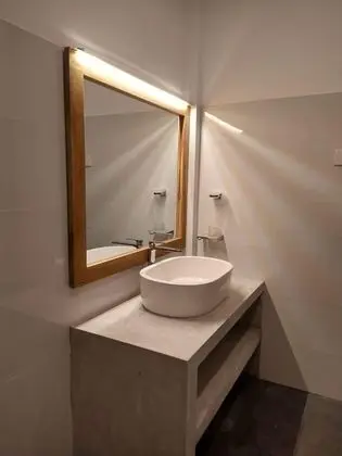 Üç Kişilik Oda, Balkon, Göl Manzaralı