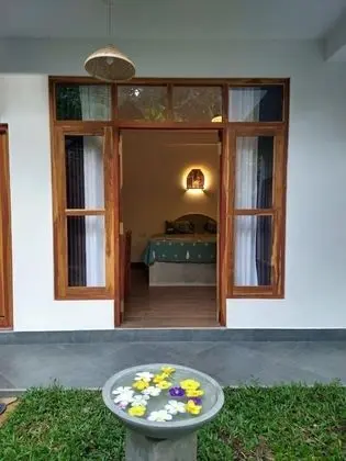 Üç Kişilik Oda, Balkon, Göl Manzaralı