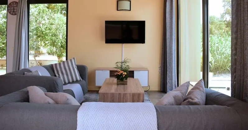 Grand Villa, Havuz Manzaralı