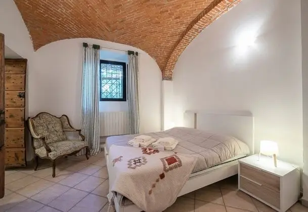 Family Apart Daire, 1 En Büyük (King) Boy Yatak ve Çekyat (Alla Corte Di Angera)