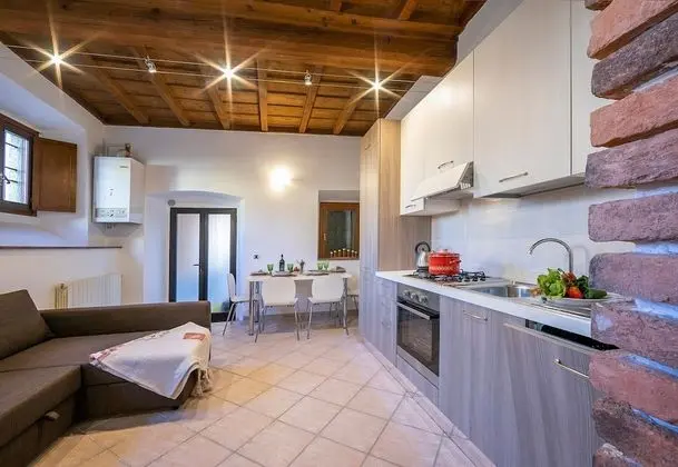 Family Apart Daire, 1 En Büyük (King) Boy Yatak ve Çekyat (Alla Corte Di Angera)