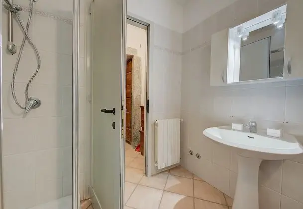 Family Apart Daire, 1 En Büyük (King) Boy Yatak ve Çekyat (Alla Corte Di Angera)