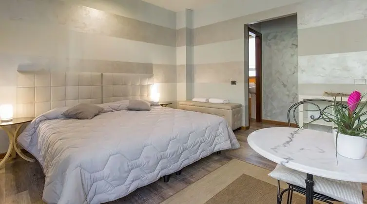 Tek Büyük Yataklı Oda