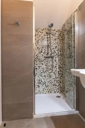 Standard Tek Büyük Yataklı Oda (Alla Marina 1)