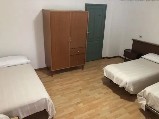 Tek Büyük veya İki Ayrı Yataklı Oda