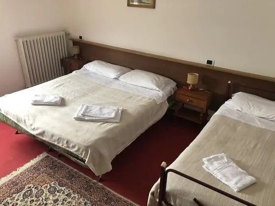 Tek Büyük veya İki Ayrı Yataklı Oda