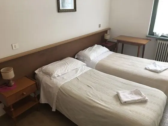Tek Büyük veya İki Ayrı Yataklı Oda