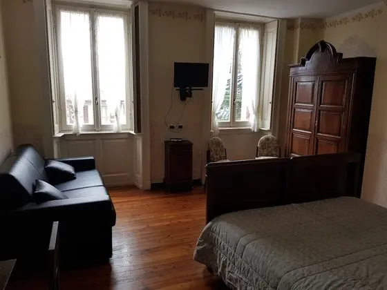 Tek Büyük veya İki Ayrı Yataklı Oda