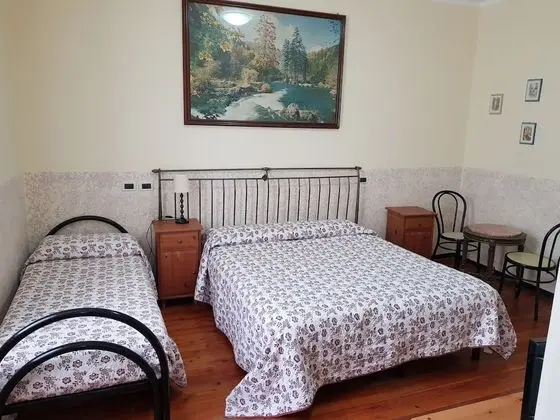 Tek Büyük veya İki Ayrı Yataklı Oda