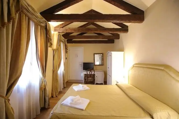 Basic Tek Büyük Yataklı Oda, Engellilere Uygun, Sigara İçilmez