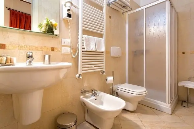 Superior Tek Büyük Yataklı Oda, Kanal Manzaralı