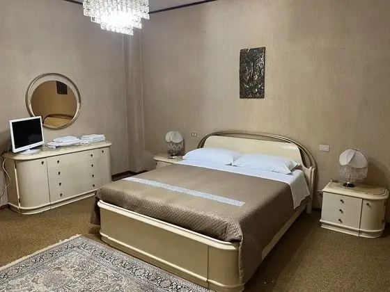 Deluxe Tek Büyük veya İki Ayrı Yataklı Oda, Ortak Banyo