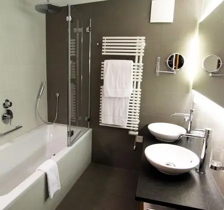 Classic Tek Büyük Yataklı Oda