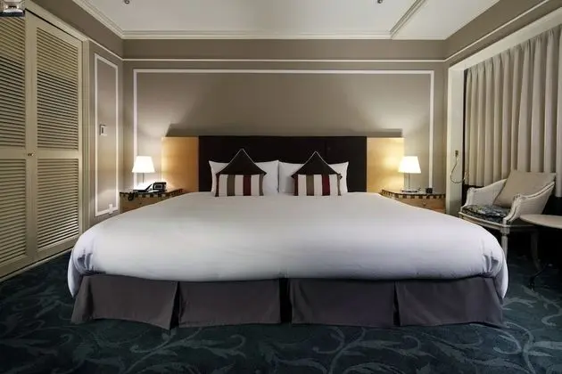 Junior Süit, Sigara İçilmez (1 Wide King Bed)