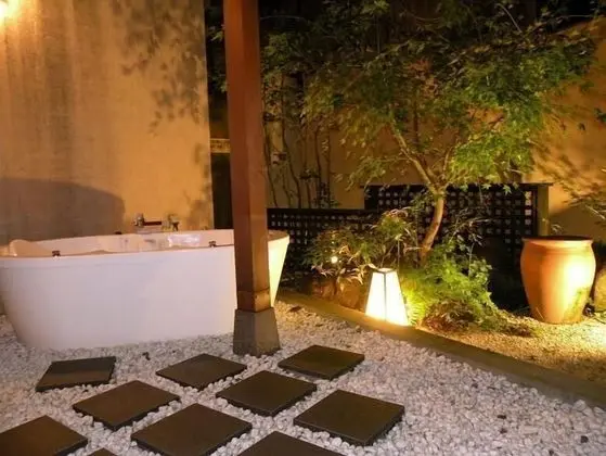 Design Tek Büyük Yataklı Oda (with Open-air Bath)