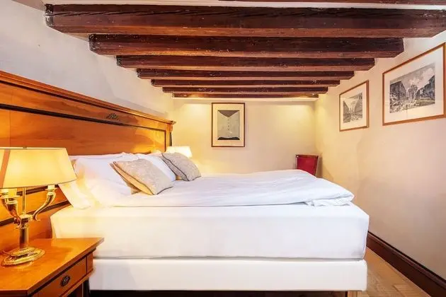 Junior Süit, Kanal Manzaralı