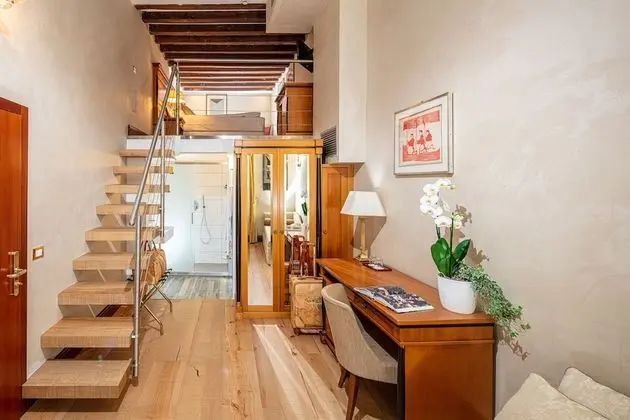 Junior Süit, Kanal Manzaralı