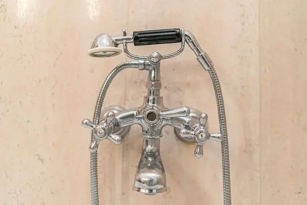 Junior Süit, Kanal Manzaralı