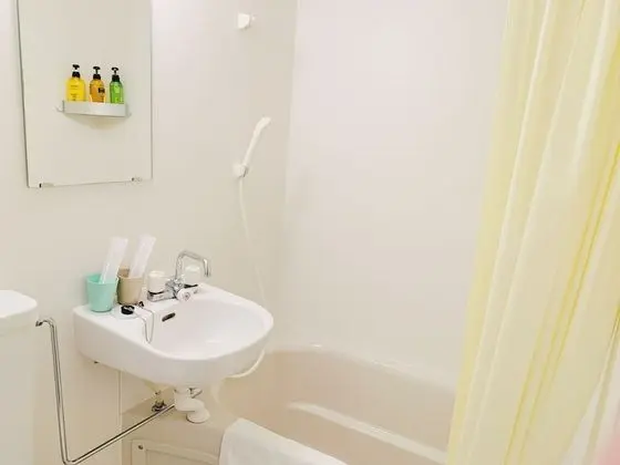 Üç Kişilik Oda, Özel Banyo (301)