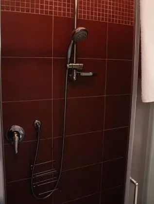 Tek Büyük Yataklı Oda (Ciliegi)