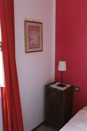 Tek Büyük Yataklı Oda (Ciliegi)