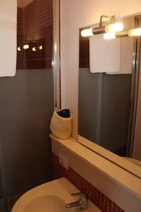 Tek Büyük Yataklı Oda (Ciliegi)