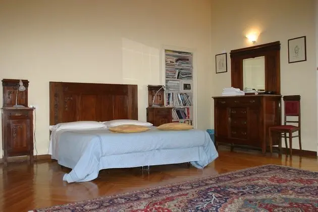 Üç Kişilik Oda