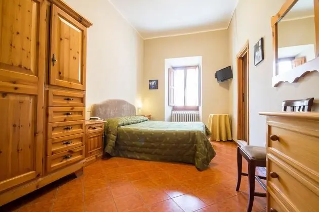 Tek Büyük Yataklı Oda