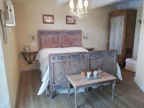 Tek Büyük Yataklı Oda, Dağ Manzaralı (Il Tasso)