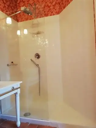 Tek Büyük Yataklı Oda, Veranda, Dağ Manzaralı (Il Ghiro)