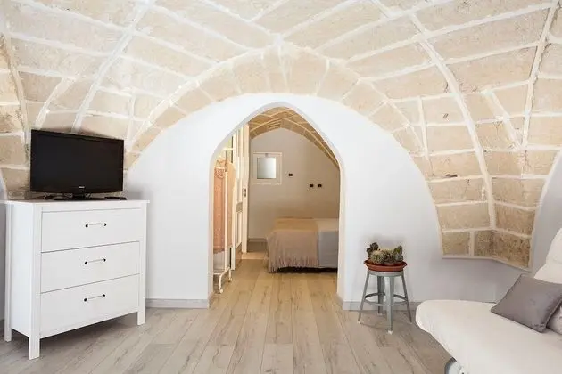 Süit, 1 Büyük (Queen) Boy Yatak ve Çekyat