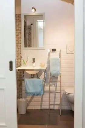 Süit, 1 Büyük (Queen) Boy Yatak ve Çekyat