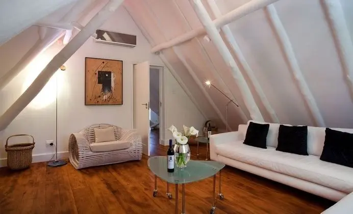 Deluxe Apart Daire, 1 En Büyük (King) Boy Yatak, Sigara İçilmez, Bahçe Manzaralı