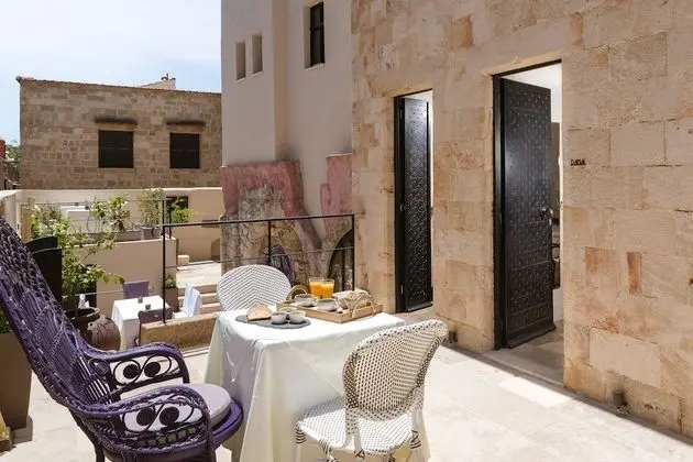Süit, Balkon (Danai)