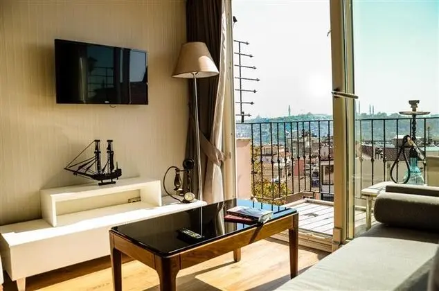 Deluxe Deniz Manzaralı Oda