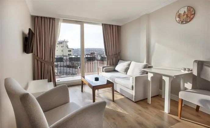 Deluxe Deniz Manzaralı Oda