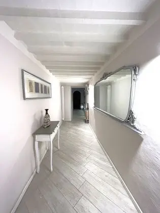 Süit (Corso Italia, 114)