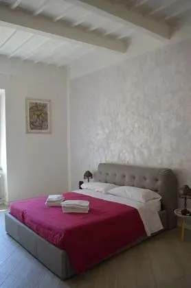 Süit (Corso Italia, 114)