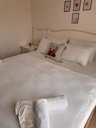 Deluxe Oda-Balkonlu, Kısmi Deniz Manzaralı, Balkonlu