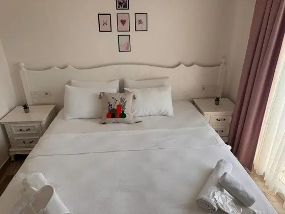 Standart Oda, Kara Manzaralı, Balkonlu