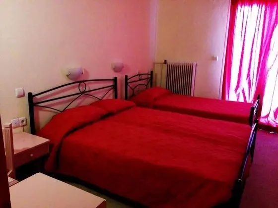 Üç Kişilik Oda