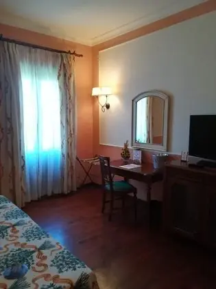 Superior Tek Büyük veya İki Ayrı Yataklı Oda