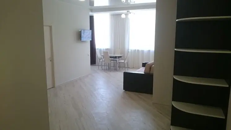 Apart Daire, 2 Yatak Odası, Nehir Manzaralı