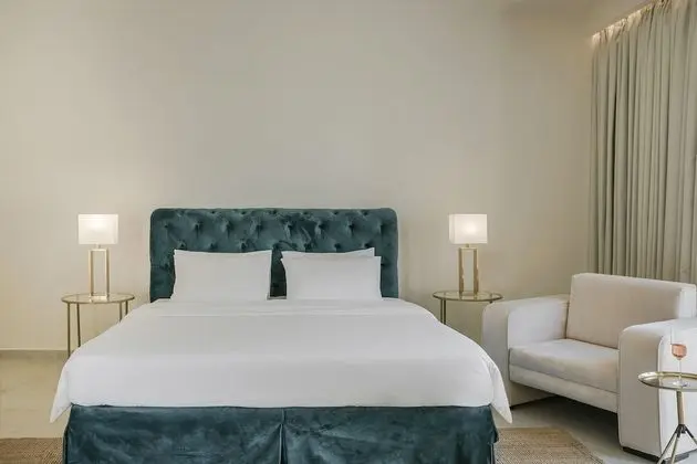 Premium Tek Büyük Yataklı Oda